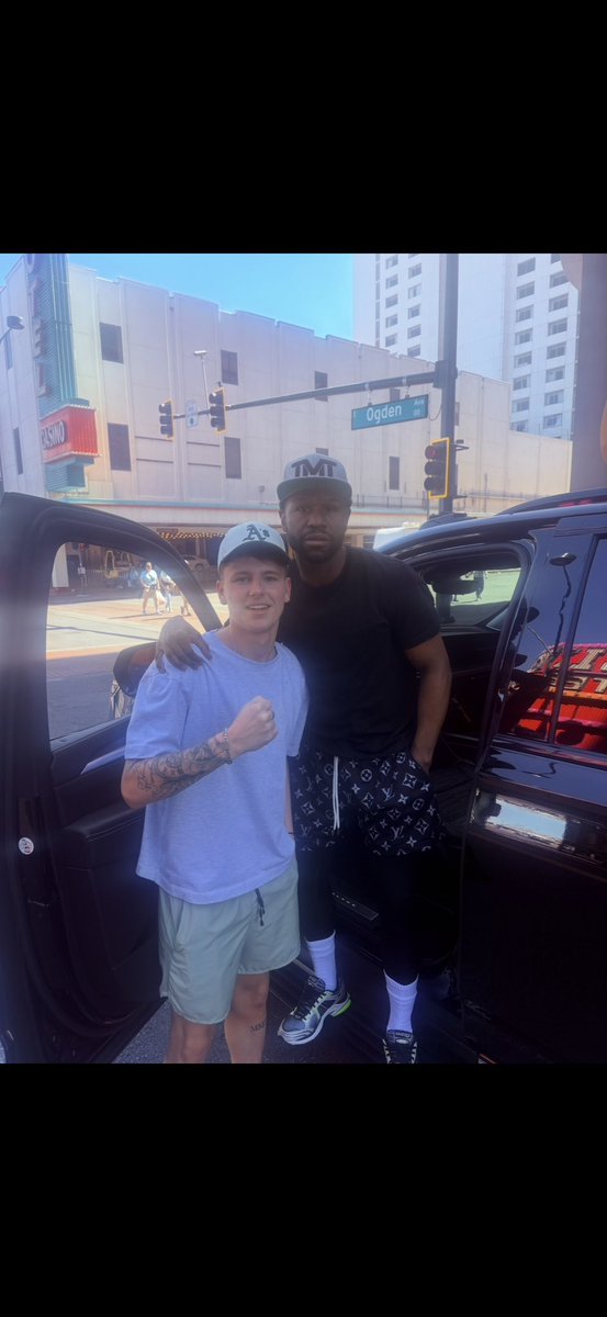 Chris Hunt tweet media