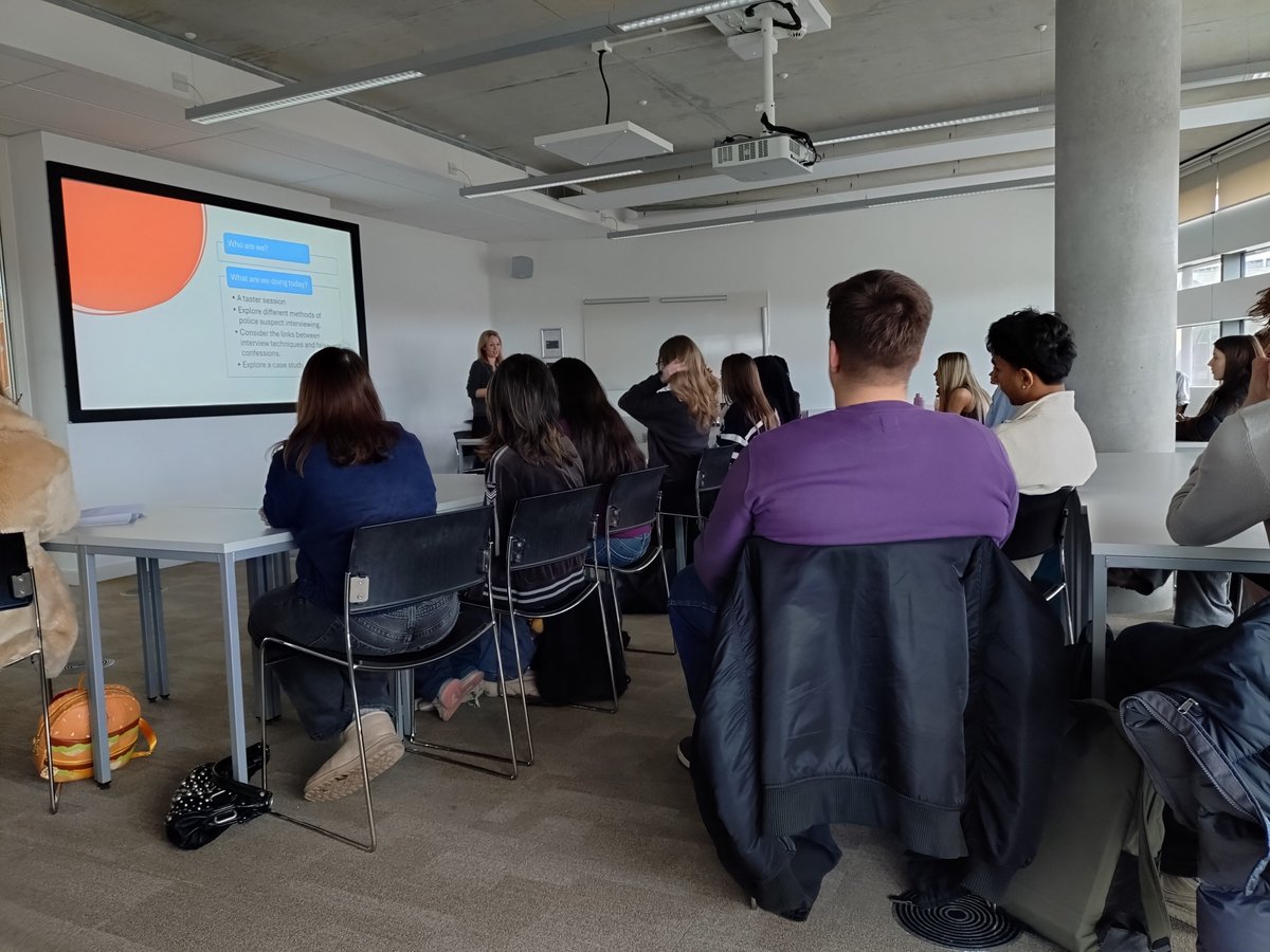 BSHistPol's tweet photo. Year 12 students today at @bournemouthuni for Law and Criminology day. https://t.co/Ma2ZMYw9ir