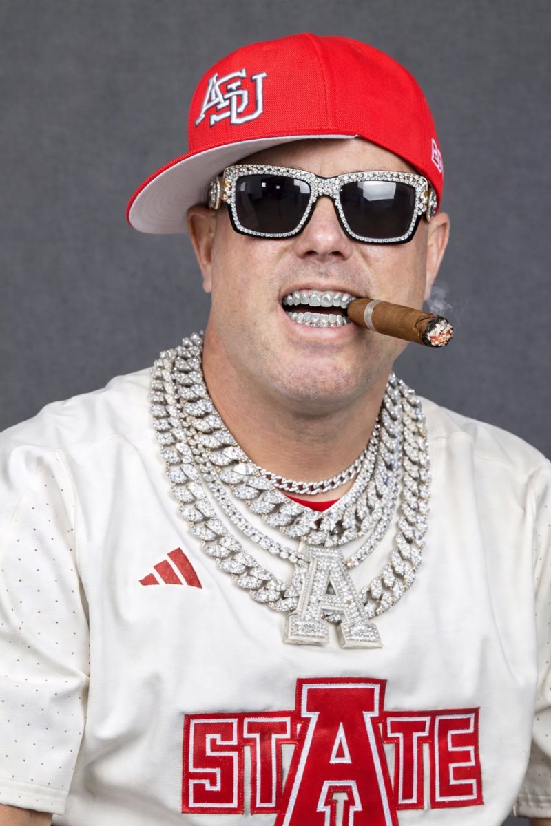 WolvesUp tweet media