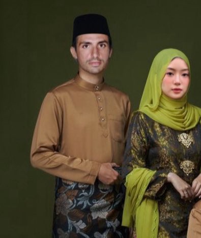 ⠀ 
⠀ 
J : gakuat ketawa sendiri dari tadi ngediy foto, ekspresinya kayak “KELUARIN GW DARI SINI” 😭
⠀ 
⠀