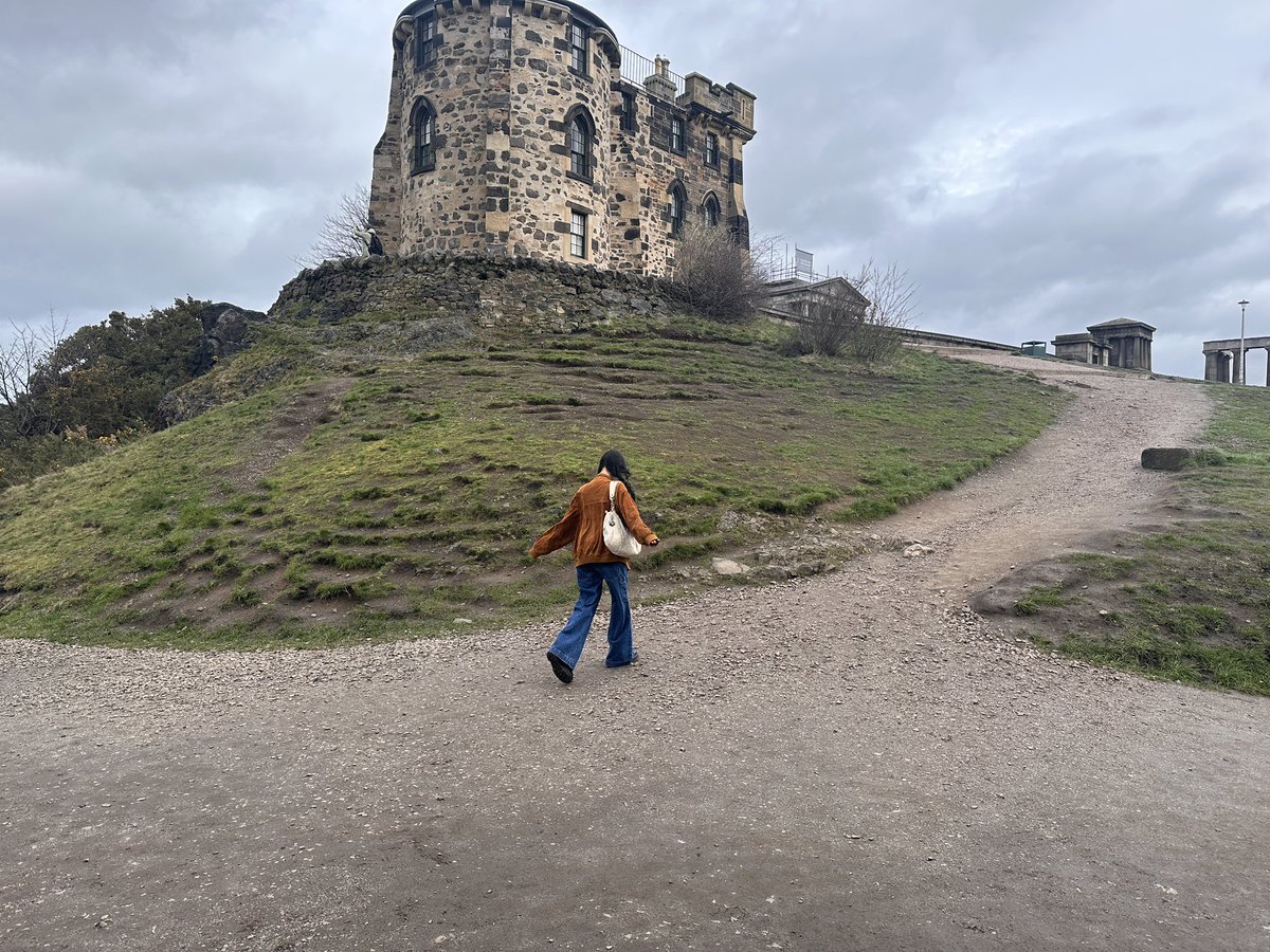 nida 𓃹 tweet media