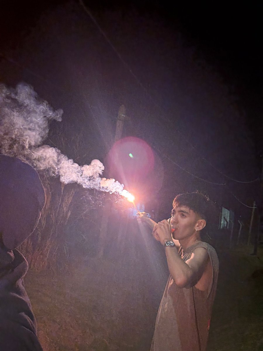 sebastián tweet media