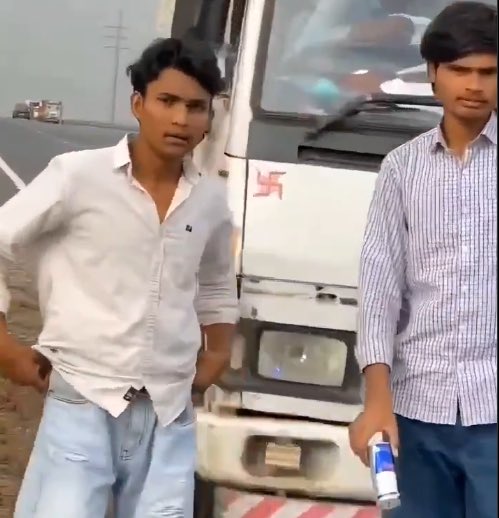 ZhukHower tweet media