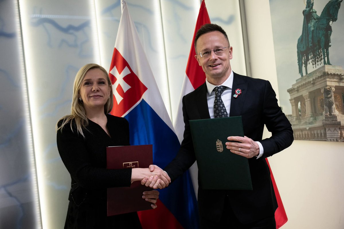 Péter Szijjártó tweet media