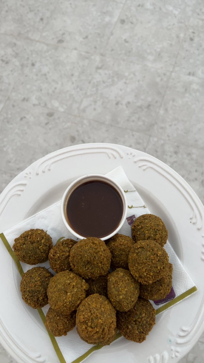 نوفا شاهي 📸 tweet media