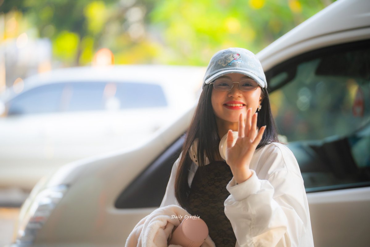 Daily Cynthia tweet media