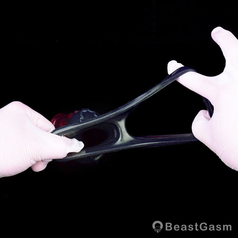 BeastGasmToys's tweet photo. Snug. Textured. Controlled. 🐾
Black Jedi Sleeve • tight fit • inner texture • built-in ring
Take control 👉 https://t.co/WPWkk1X47n

#BeastGasm #CockSleeve #FantasyGear #AdultToys #NSFWTwitter #SiliconeDesign https://t.co/4v3AmZAZEw