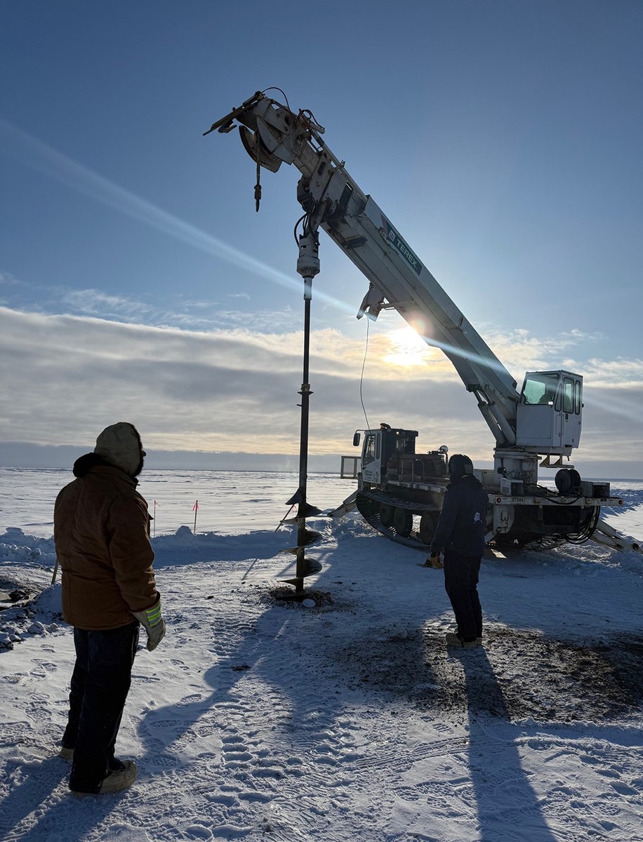 QuintillionNet's tweet photo. Huge thanks to Barrow Utilities and Electric Cooperative, Inc. (BUECI)! When we ran into some equipment issues while installing a new Quintillion Community Gateway in Utqiagvik, their crew quickly and generously stepped in to keep the project moving. https://t.co/tUAl4rodCO