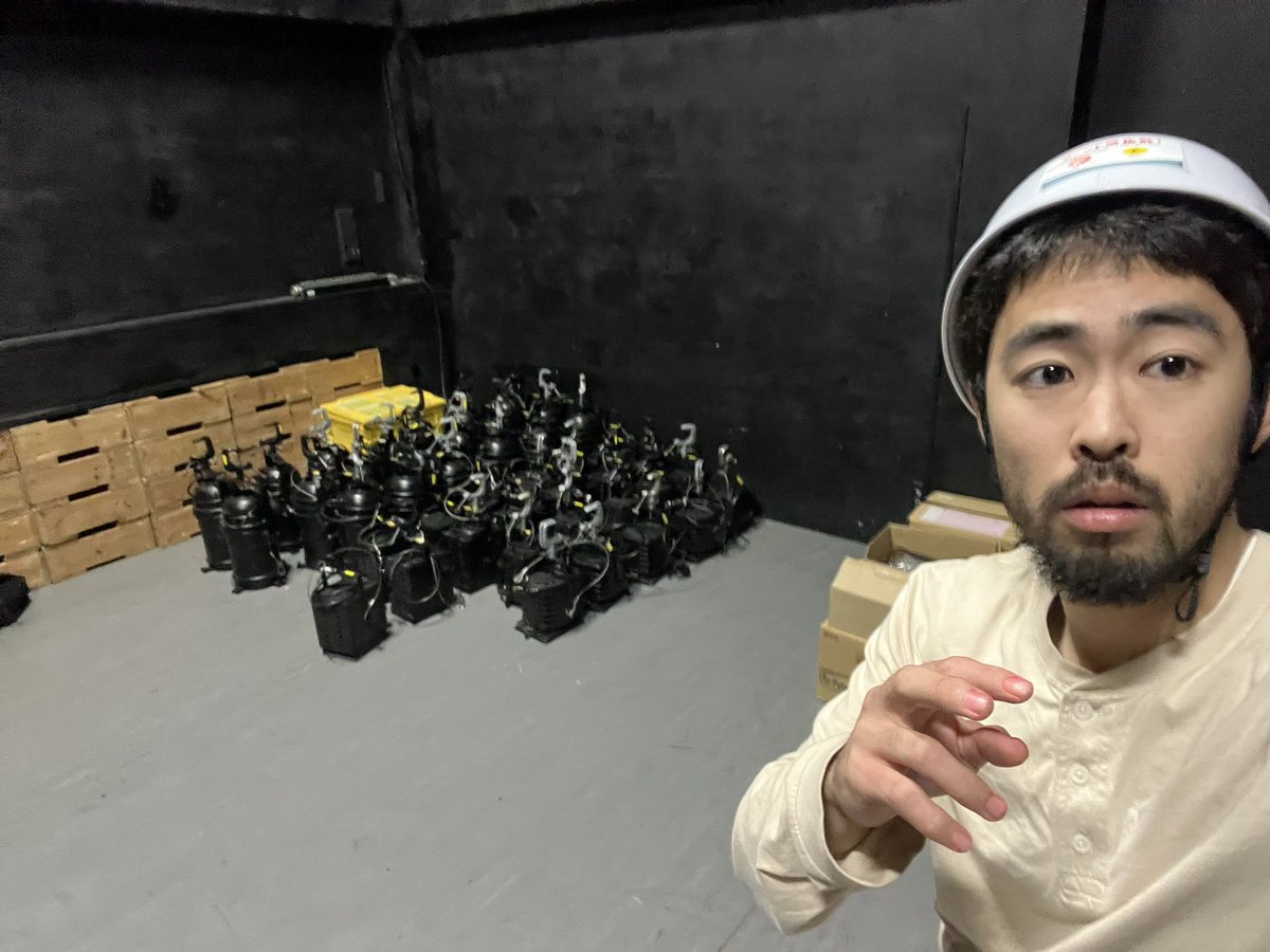 本日から小屋入りいたしました。

これはやばい作品になりそう…楽しみ…

みてね
