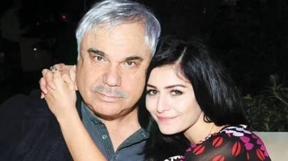 clementine tweet media