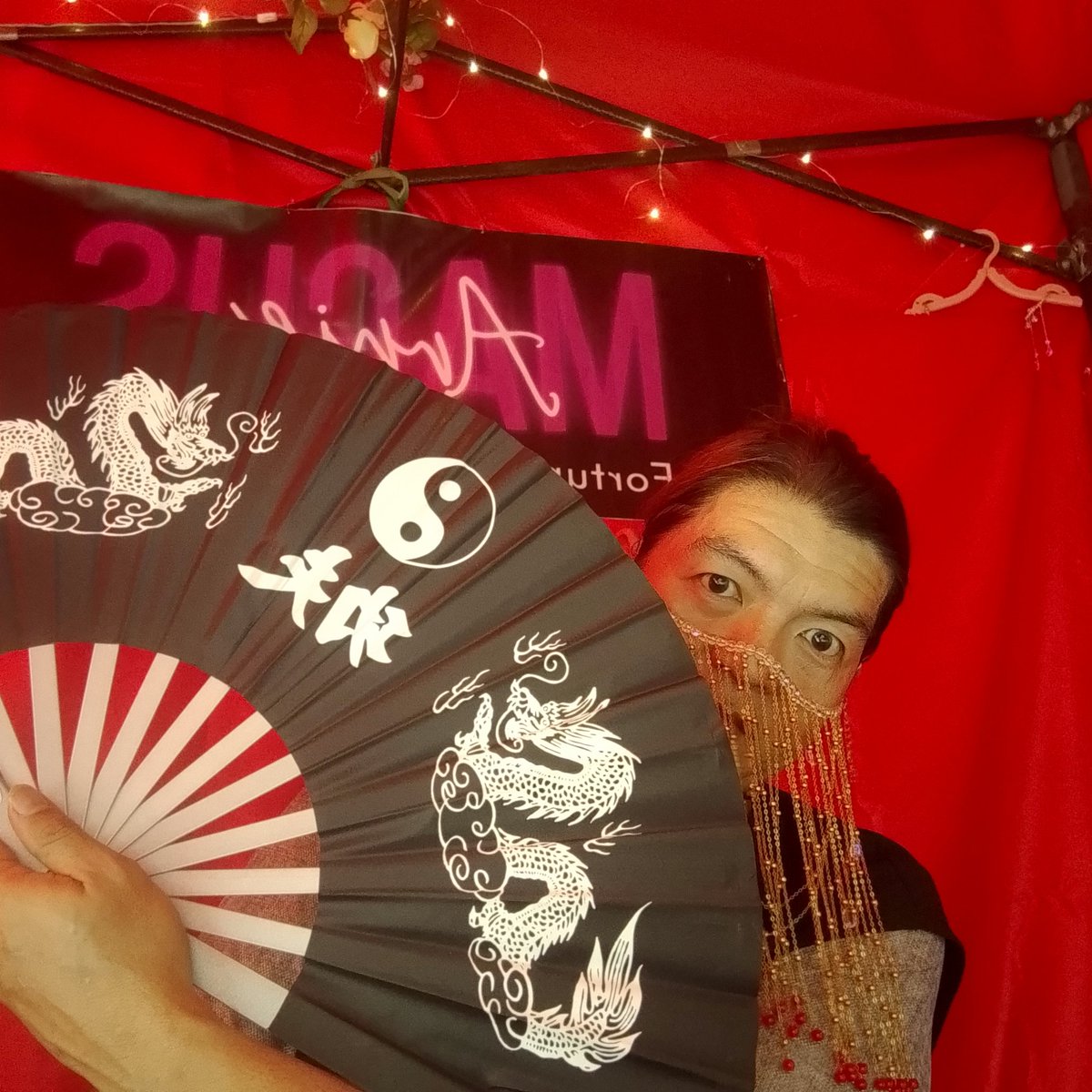 arn1eA's tweet image. Me and my fans.

#handfans