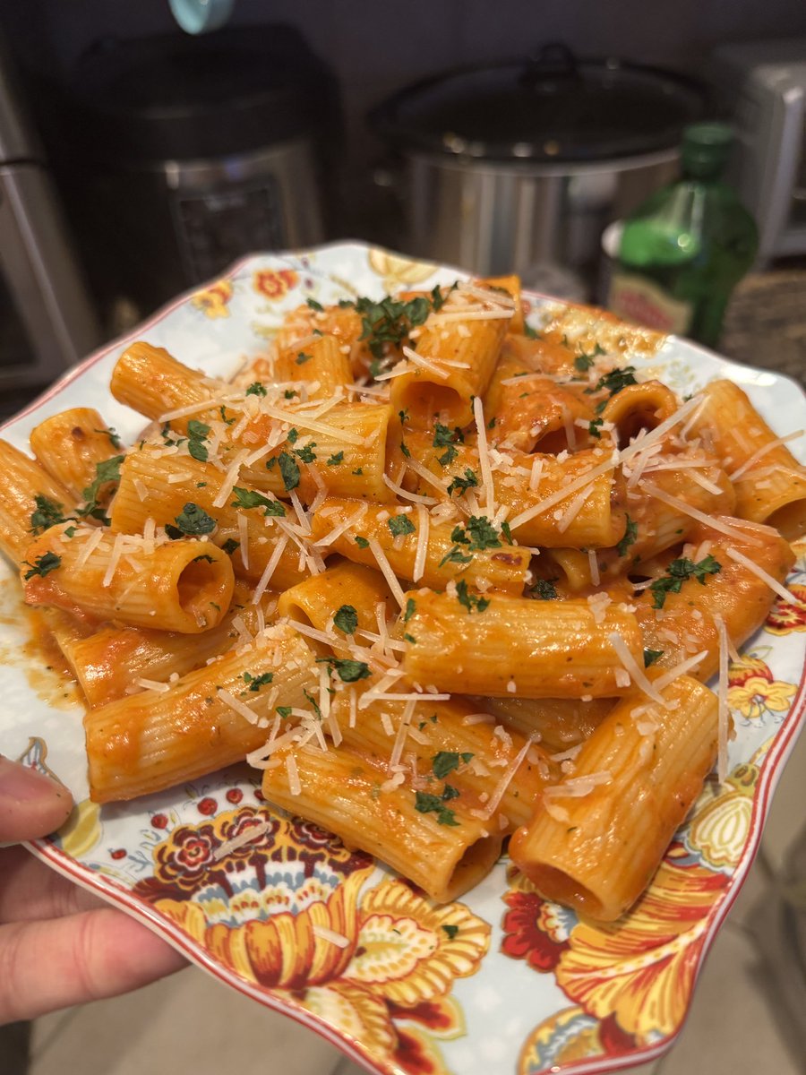 DIOR🐶 (2 PIECE) 🔜 TFF, LVFC 🎰 tweet media