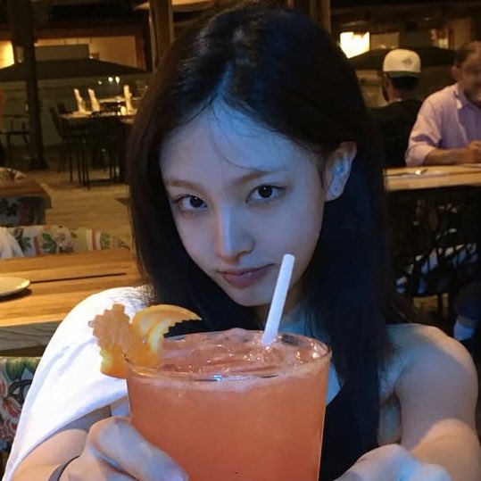 김지원 맨얼굴 ㄴㅁ사랑해요