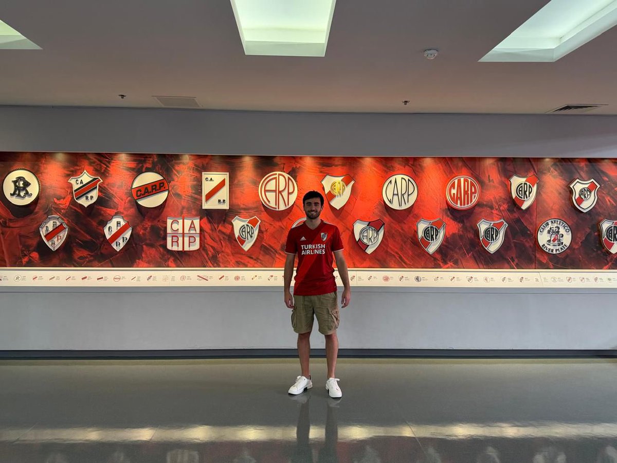 La Historia River tweet media