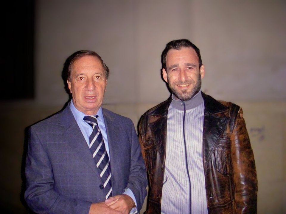 I v á n S a d o v s k y 🎸 tweet media