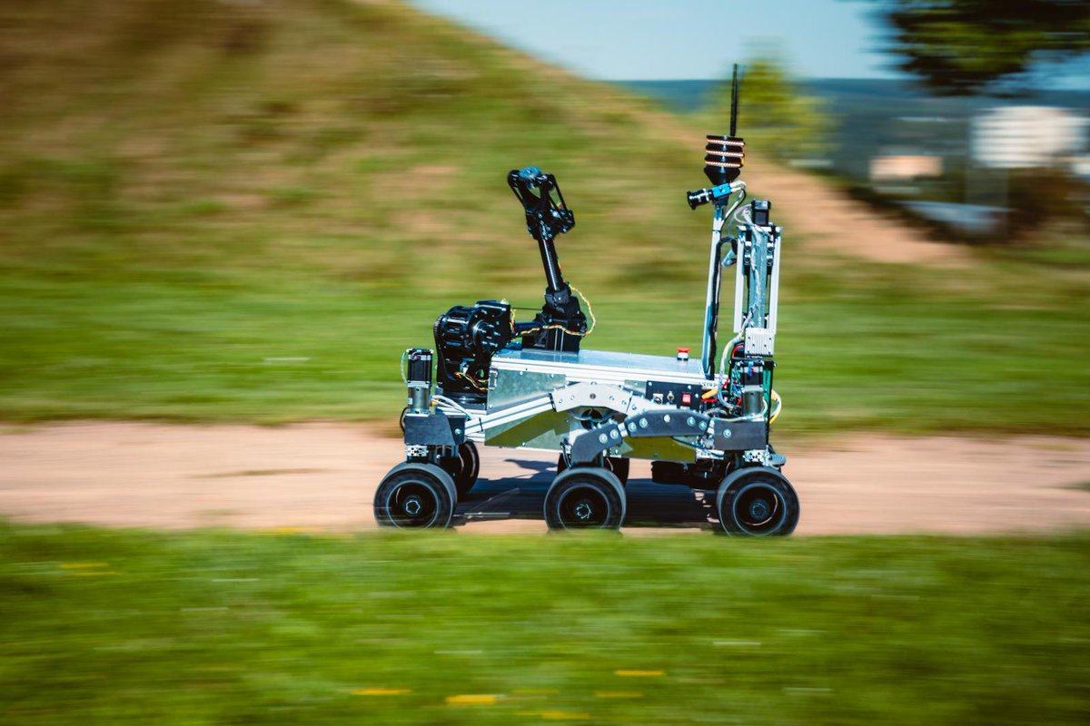 FEKT VUT v Brně tweet media