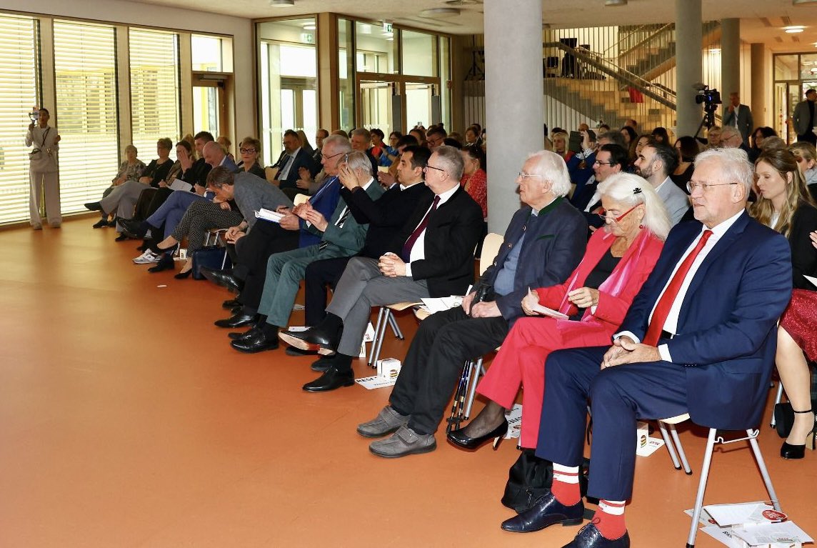 Richard Leonhard Bartsch tweet media