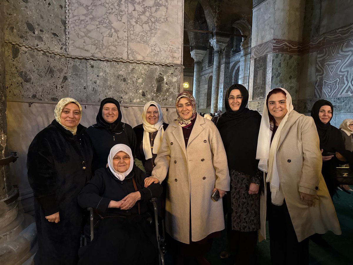 Yıldız Konal Süslü tweet media