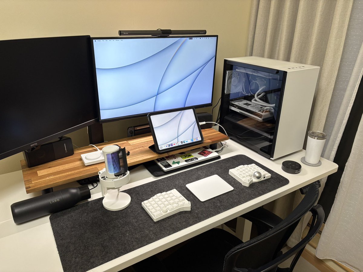 完全クラムシェル環境できた嬉しい
マイクがなかった今まで