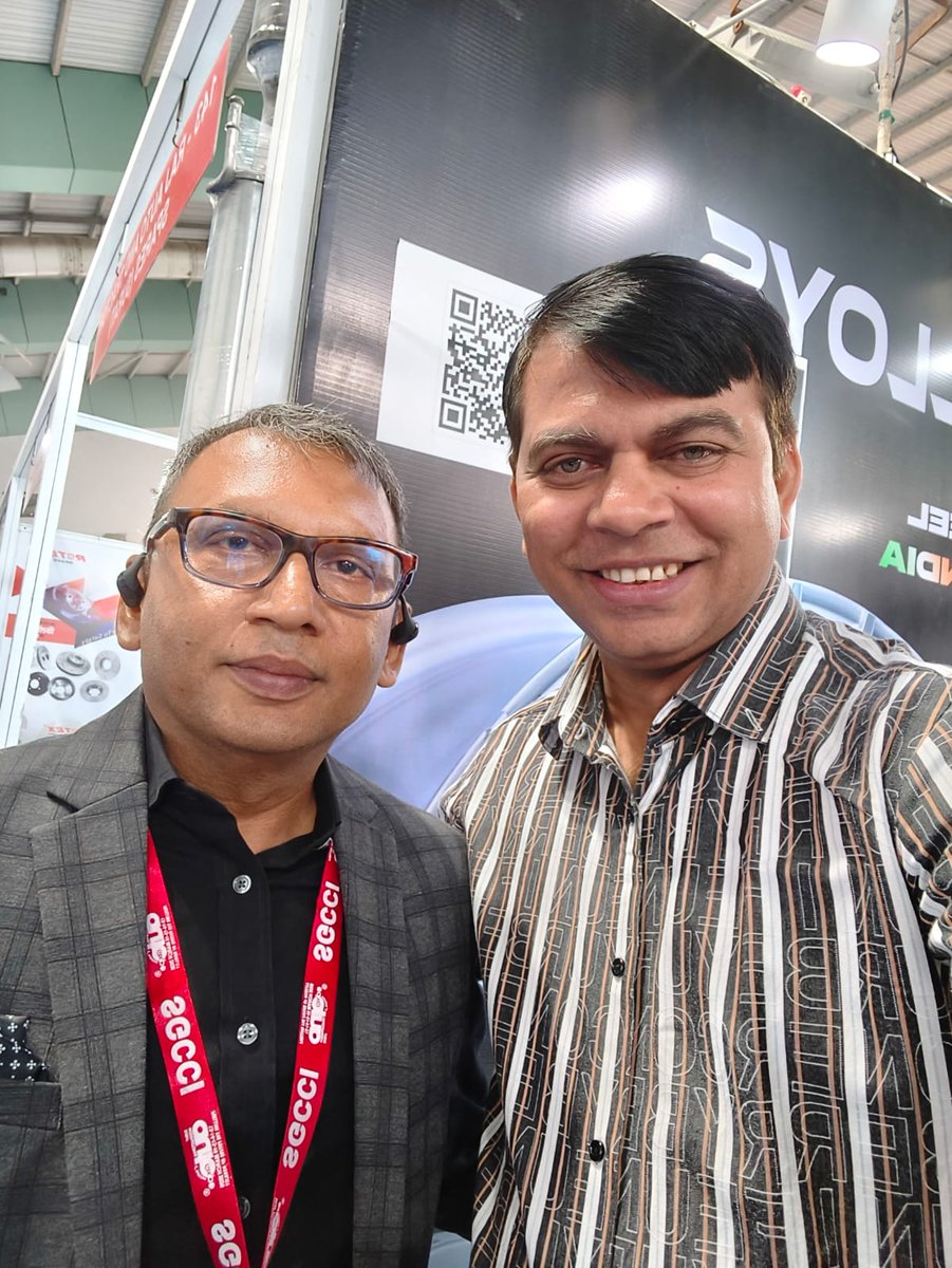 TejasSoni18's tweet photo. Surat Auto Expo 2026

 Surat  International Auto Expo 

#SuratAutoExpo #AutoExpo2026 #CarLaunch #AutomotiveEvents #SuratEvents #NewCarAlert #Mobility #VehicleLaunch
#keycare #stellardrive #cars 
#CarAccessories #surat https://t.co/YyQOVqygeq