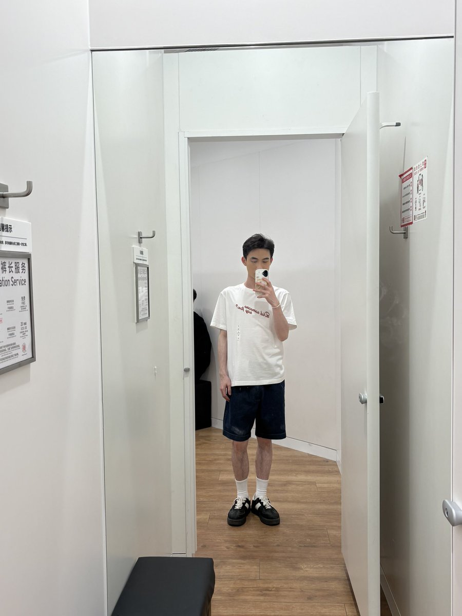 ASHTT0287's tweet photo. 期待夏天 https://t.co/AhjN1JoAJu