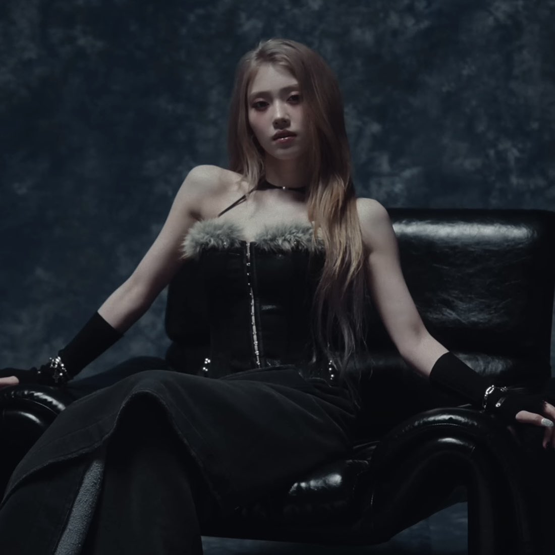 levoya99e's tweet photo. this face should be everywhere i’m so serious

LOCKED CONCEPT FILM
#Kep1er_CRACKCODE_3월31일
#Kep1er #케플러
#CRACKCODE https://t.co/OsKUXtqZnn