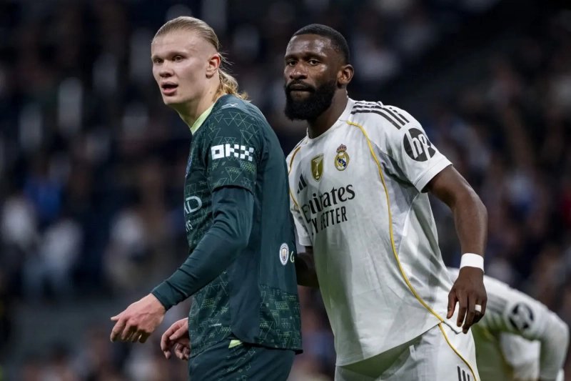 AddedTimeFR's tweet photo. 🗓️ REMONTADA IMPOSSIBLE? Man City reçoit Real Madrid mardi (17/03) après le 0-3 aller. Les Citizens peuvent-ils créer l'exploit historique? 
#ChampionsLeague #ManCity #RealMadrid https://t.co/WAzX1F9QIE