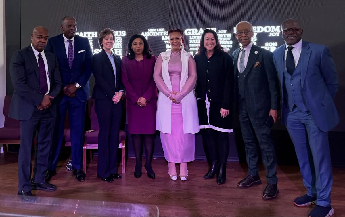 Reverend Al Sharpton tweet media