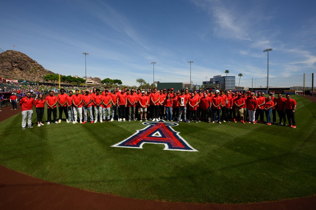 Los Angeles Angels tweet media