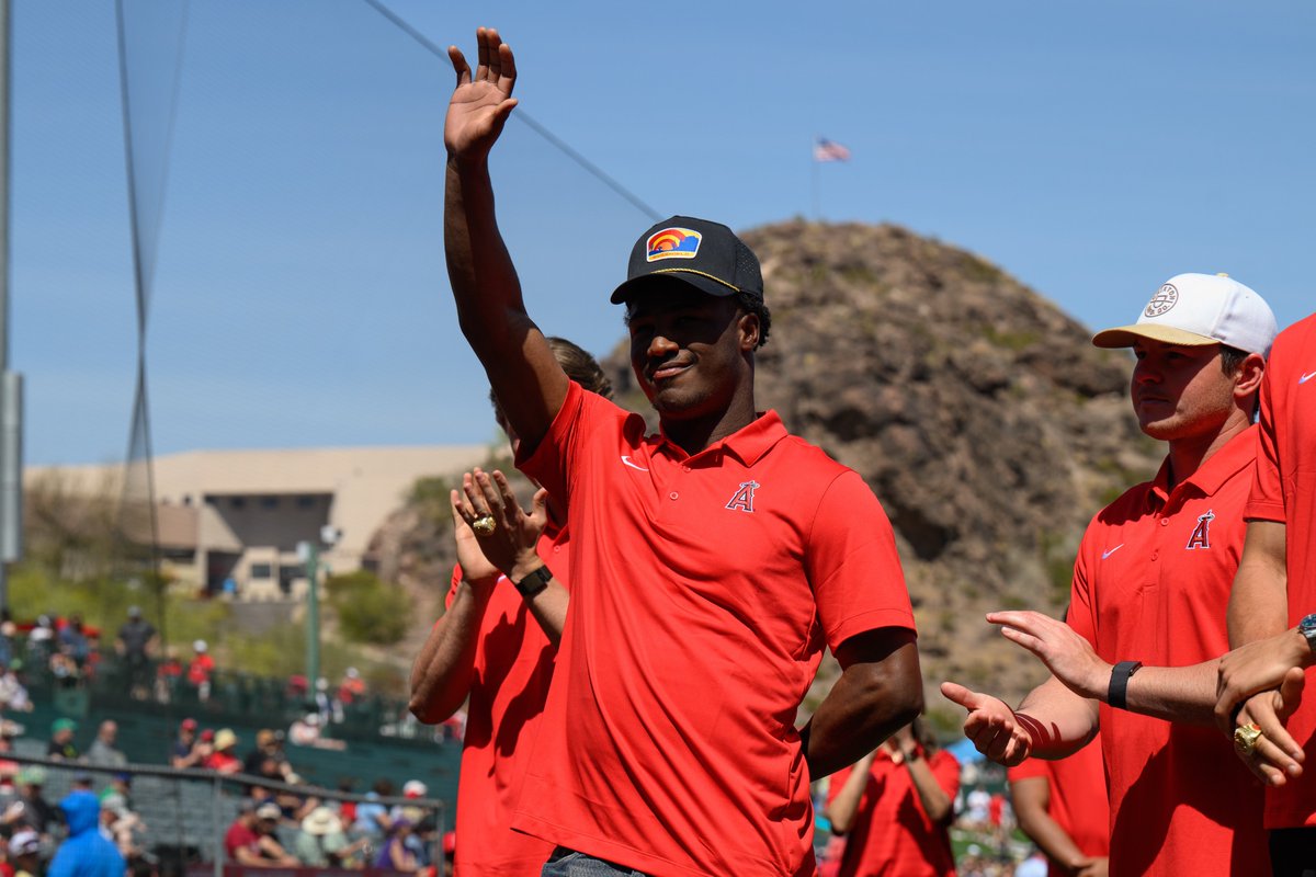 Los Angeles Angels tweet media