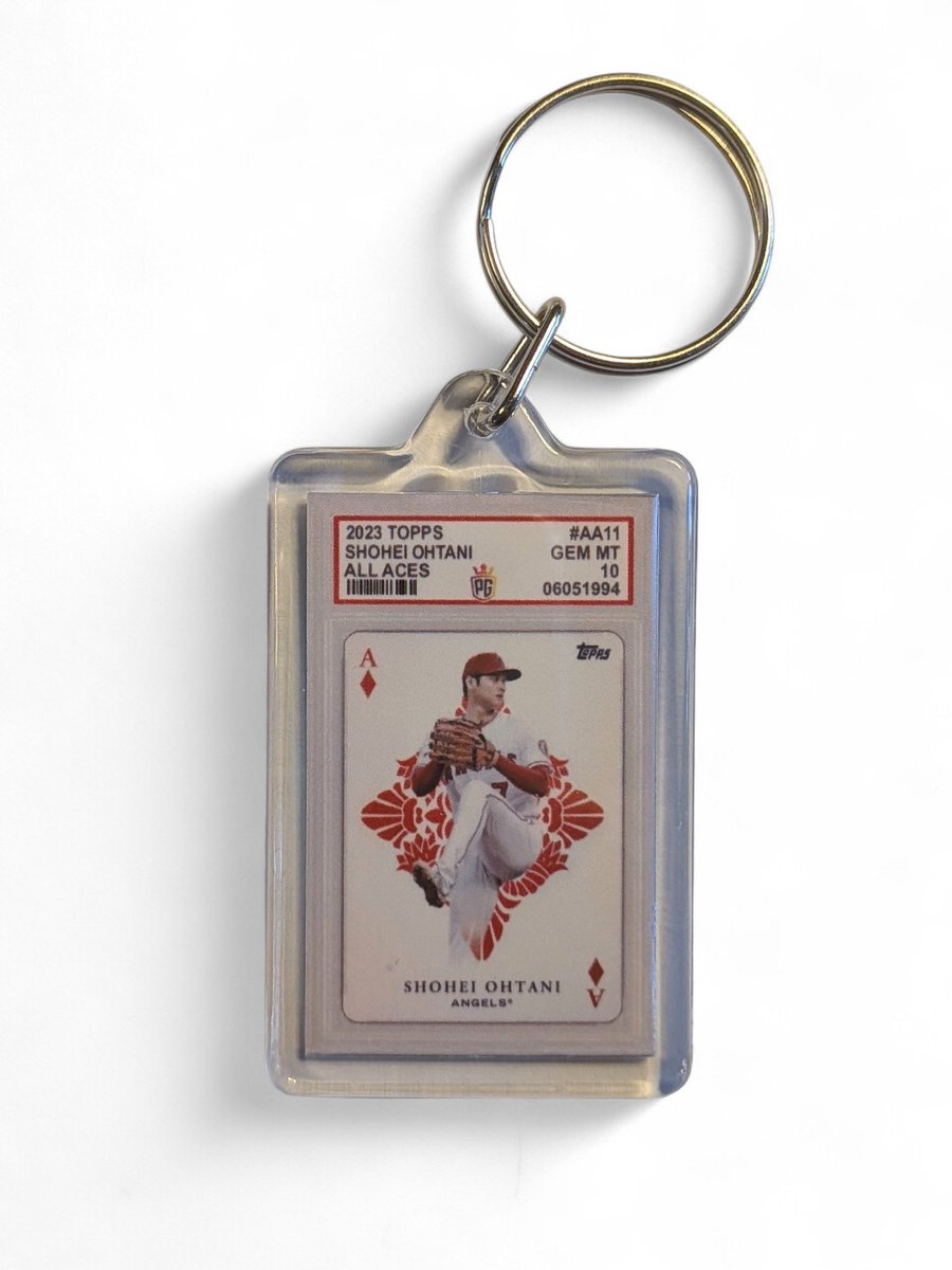 PGK_Keychains's tweet photo. @CardPurchaser New drops on our eBay Store ➡️ https://t.co/PGHefMBjli

♦️ SHOHEI OHTANI 2023 TOPPS ALL ACES
https://t.co/ltHiG3YVue

🥊 ILIA TOPURIA 2025 TOPPS NOW UFC
https://t.co/TkYedslFst

🥊 ILIA TOPURIA 2025 TOPPS CHROME UFC TITANS
https://t.co/oX2DQjkFax

$15 bucks each or 2 for $25 🔥 https://t.co/rHJexub8yl