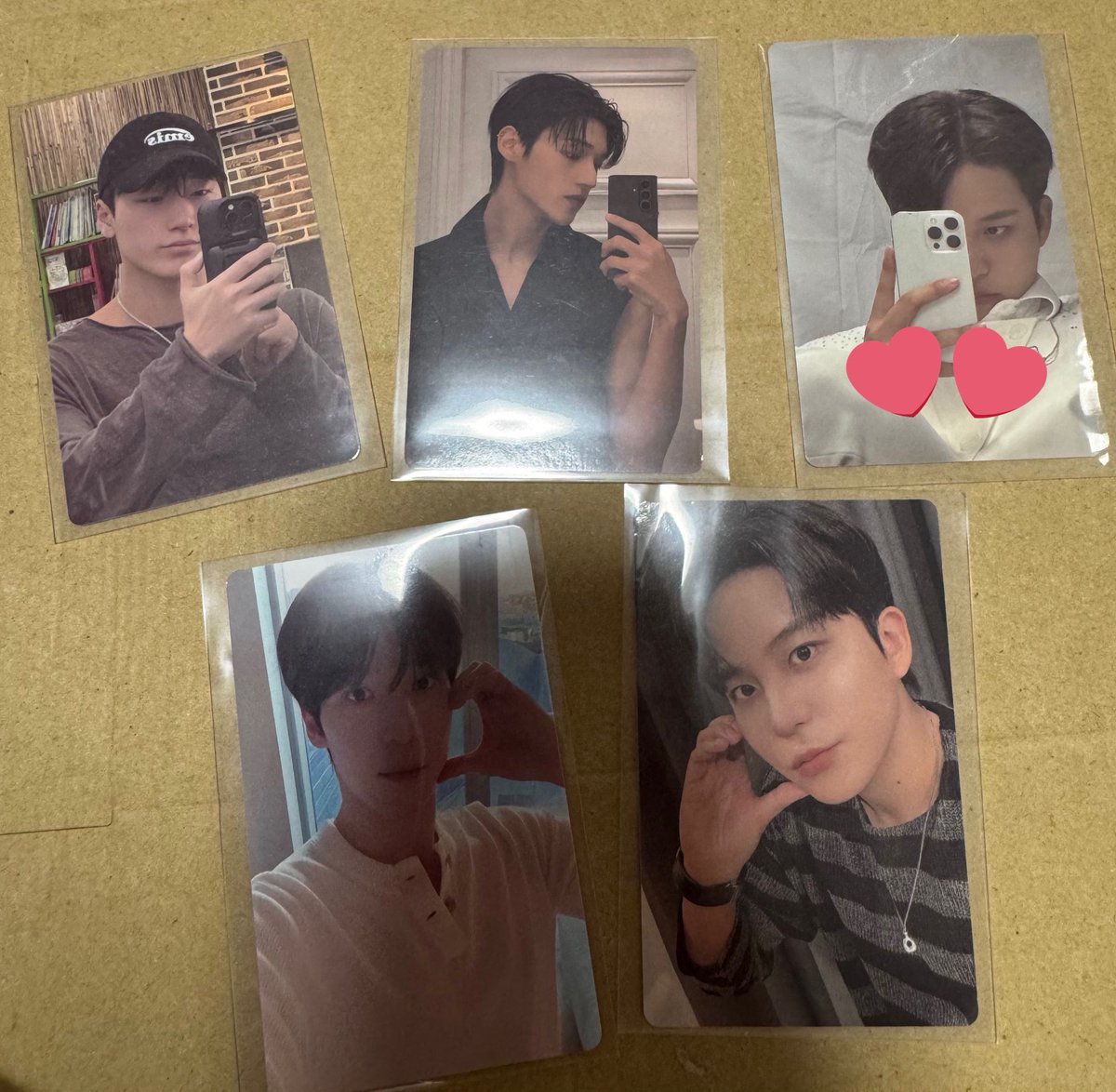 取引垢 tweet media