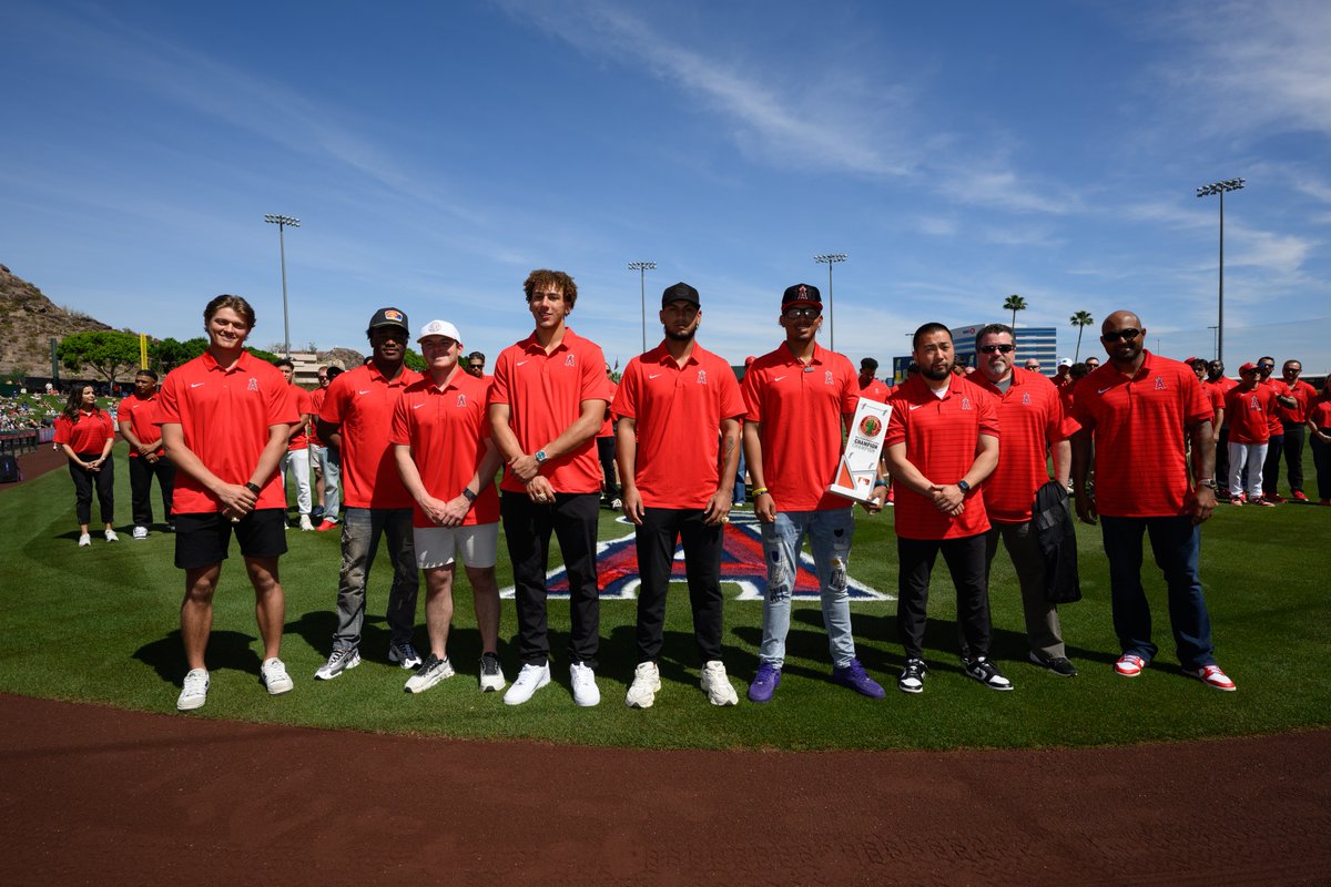 Los Angeles Angels tweet media