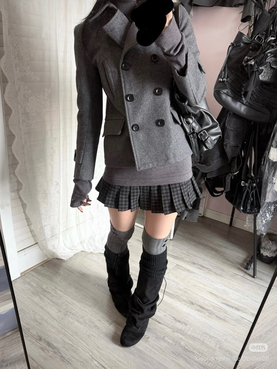 satorii1999's tweet photo. my style if i actually had somewhere to go lol https://t.co/Z3C9aKZOa0
