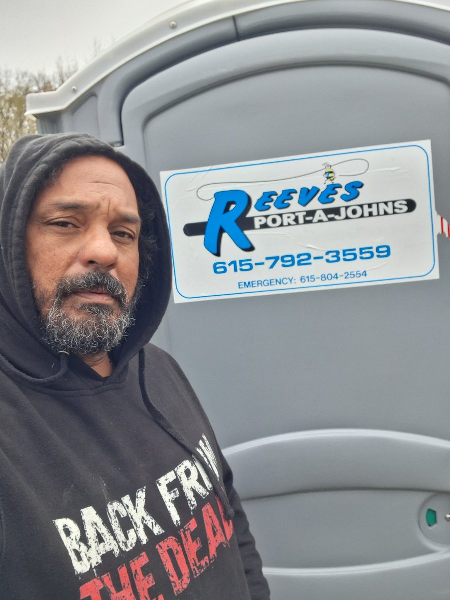 scirilo's tweet image. Every dollar you give, supports local and surrounding counties small businesses. Yes you will need port a johns, even on an #independentfilm #lowbudget #tvshow Back From The Dead . Now filming in Pleasant View and Ashland City Tennessee. GoFundMe gofund.me/f548c778f