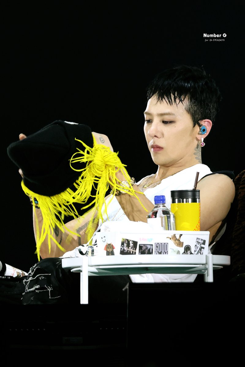 Number G tweet media