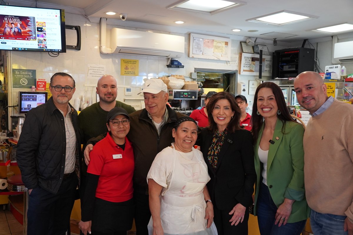 Kathy Hochul tweet media