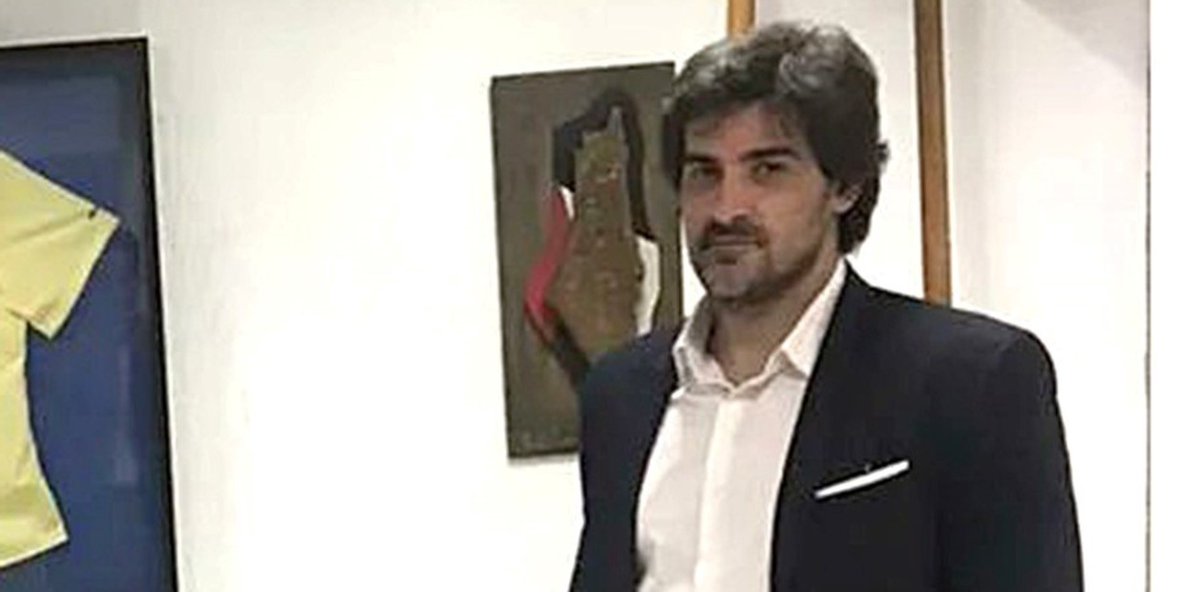 NO SE OLVIDEN DE ESTA BOSTA UN MERCENARIO DELEN DIFUSION NO QUIERE QUE AL GOBIERNO LE VALLA BIEN . TIENE VILCULOS POR TODOS LADOS BAEZ FARINA EL GOB DE SANTIAGO DEL ESTERO AFA 
SAPAGNOLO , CON TAL DE VOLTEAR AL GOBIERNO VA POR TODO ..OJO..