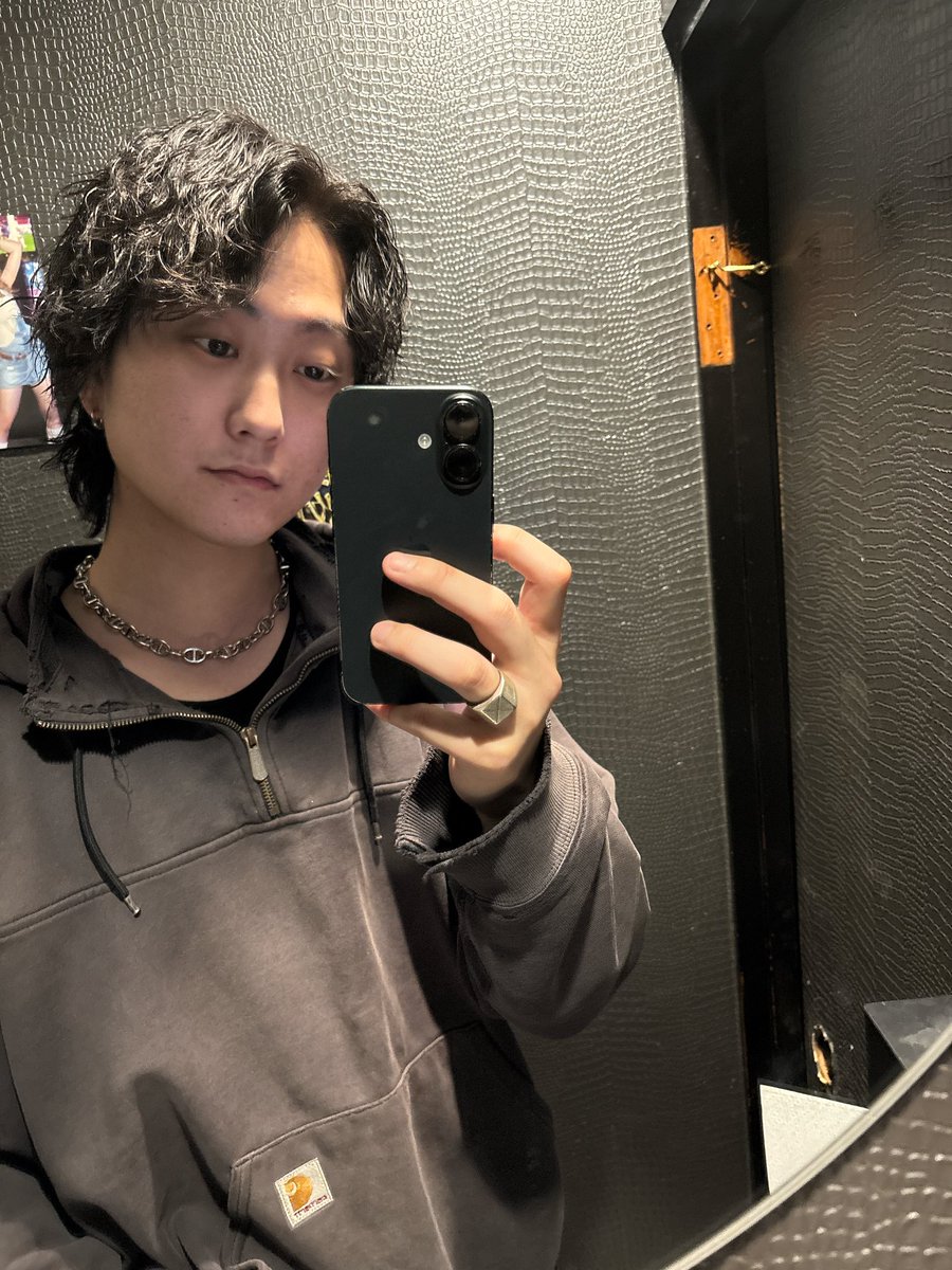 flashback (フラッシュバック) tweet media