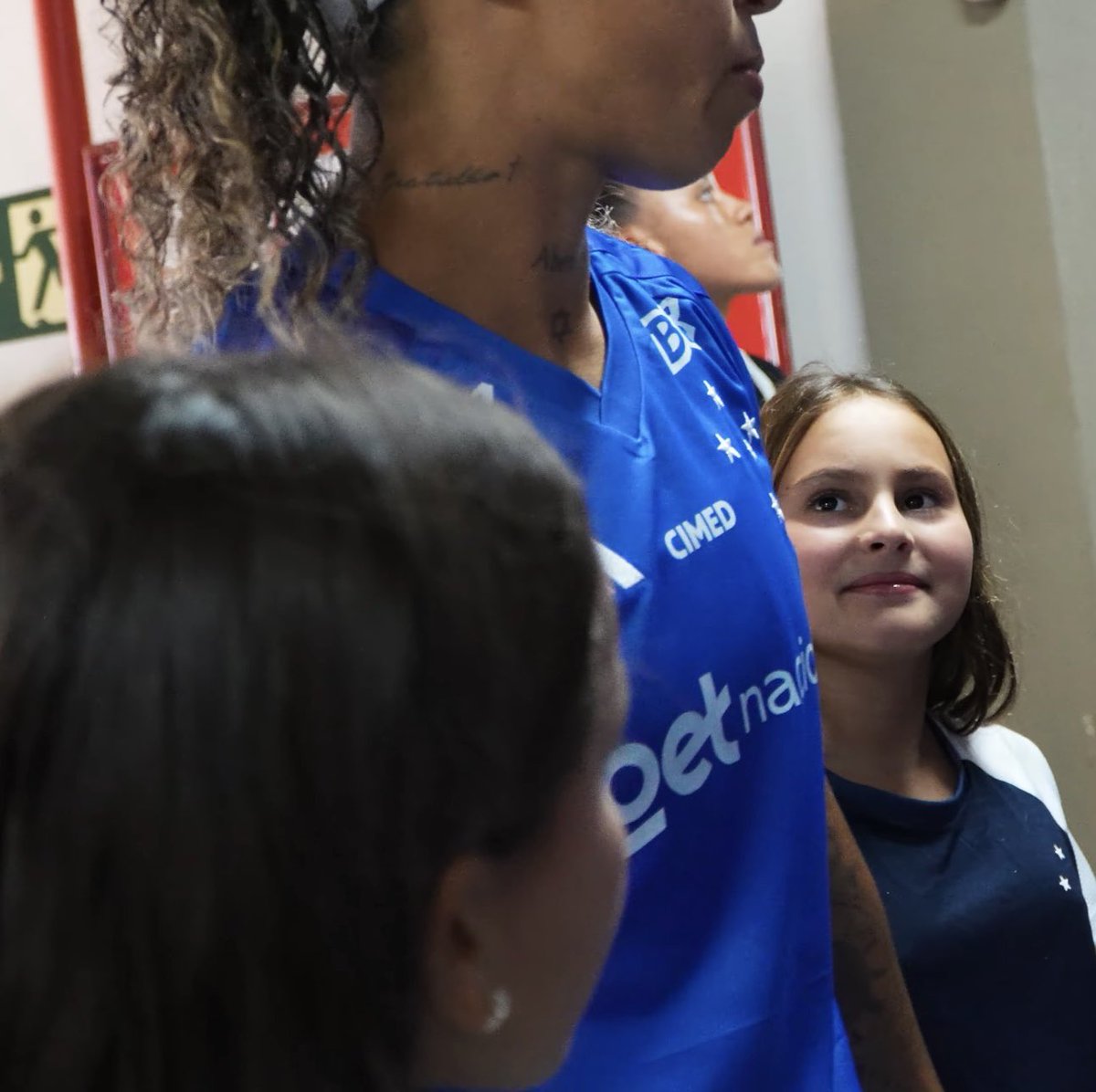 Nossas meninas vão crescer tendo referências femininas no futebol. Isso é revolução!