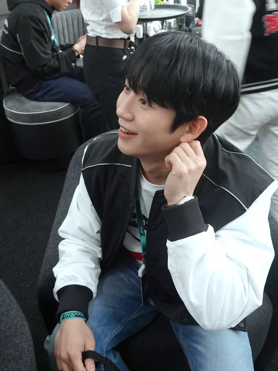 턔 tweet media
