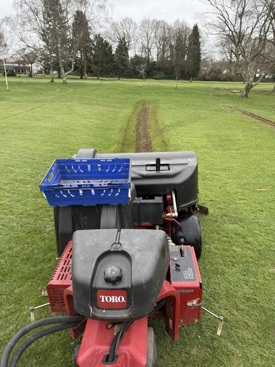 Chris Low tweet media