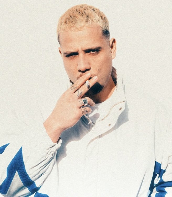 rvpfr__'s tweet photo. 🚨L’album « GRAND GARÇON » de PLK est déjà certifié DISQUE D’OR ! (+ 50 000 ventes) 📀🇫🇷

Avec 63 096 ventes en seulement 3 JOURS, c’est le MEILLEUR démarrage de L’ANNÉE 🥇

C’est 2 FOIS PLUS que ce que Ninho avait fait avec “MILS 4” : 32 146 ventes en 3 jours 😳 https://t.co/RlgKiBJijw