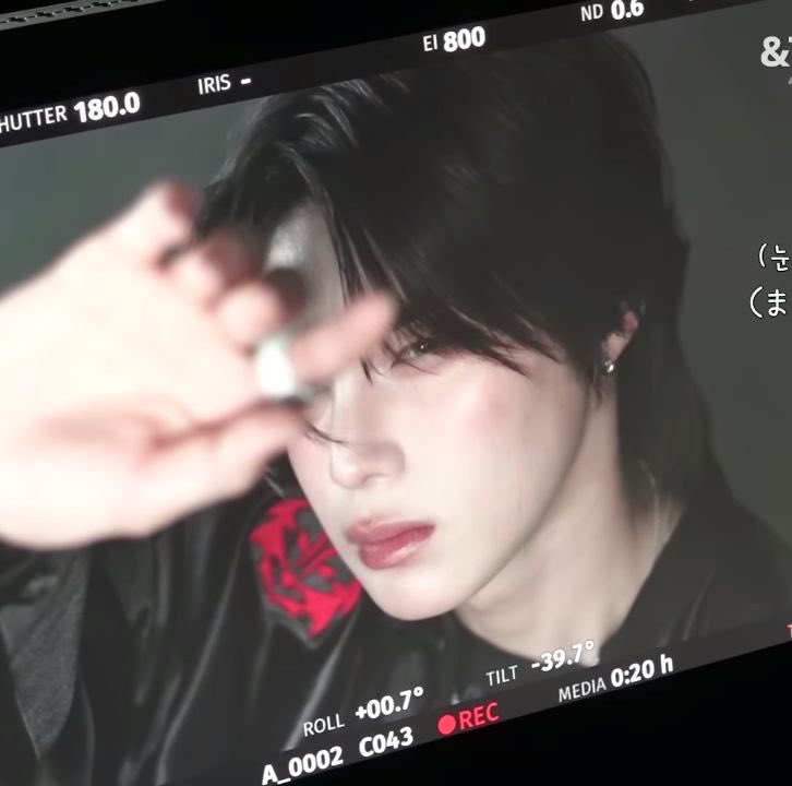 뇨미쨩 tweet media