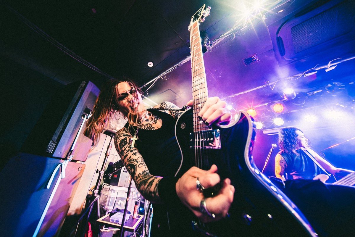 TsuyoshiIkedo's tweet image. 2026.03.08
福岡INSA

LIVE PHOTO by @tanukininjin 

#HAZUKI #BAND