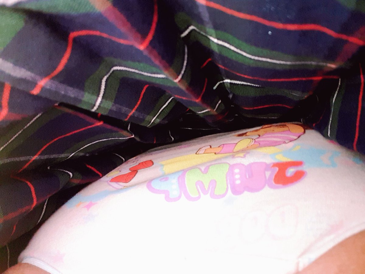 Littlepillow tweet media