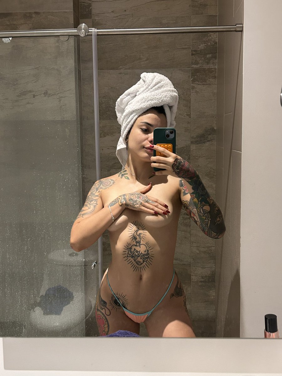 ComeToFly✨ tweet media