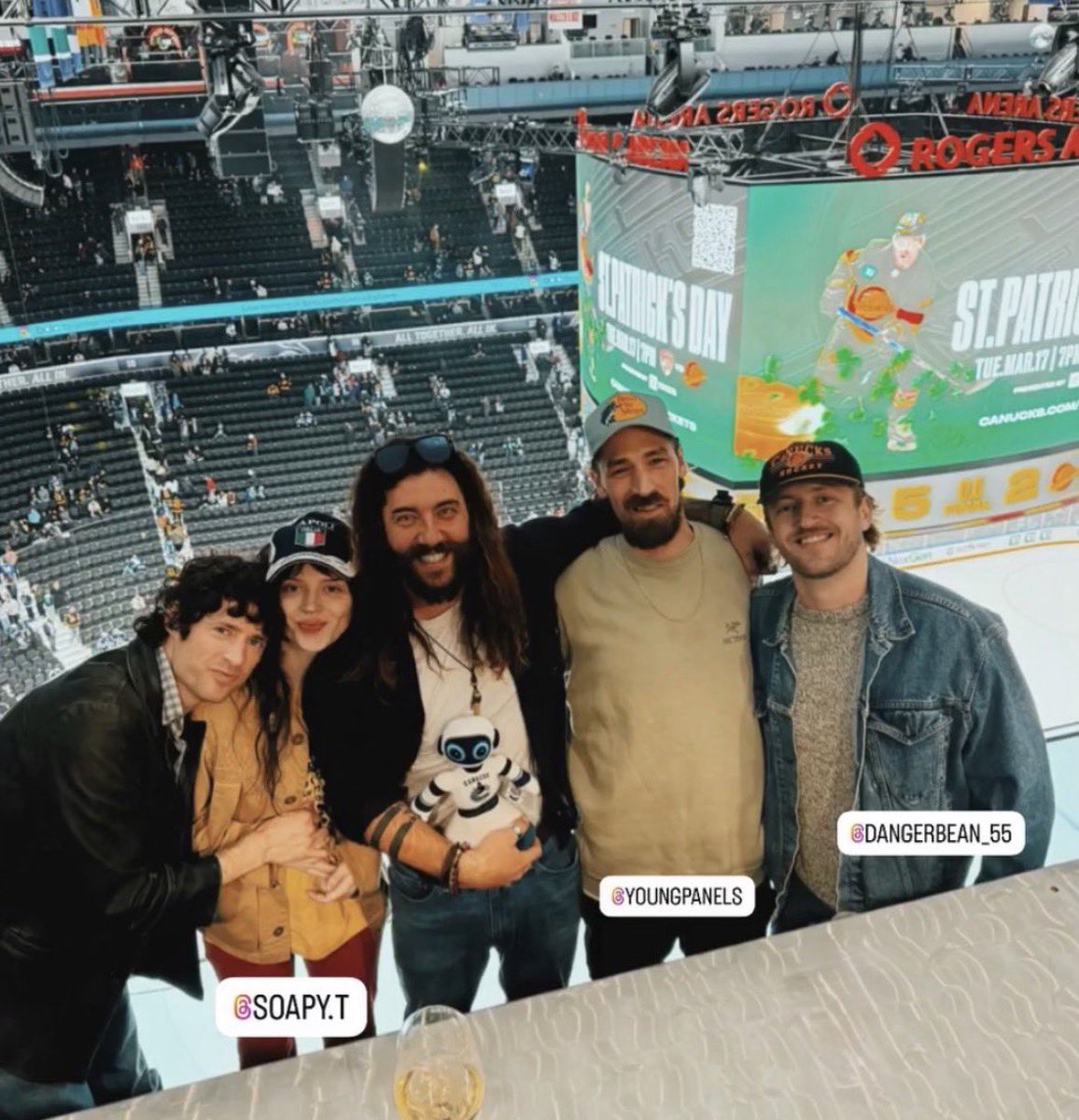 Daily Sophie Thatcher tweet media