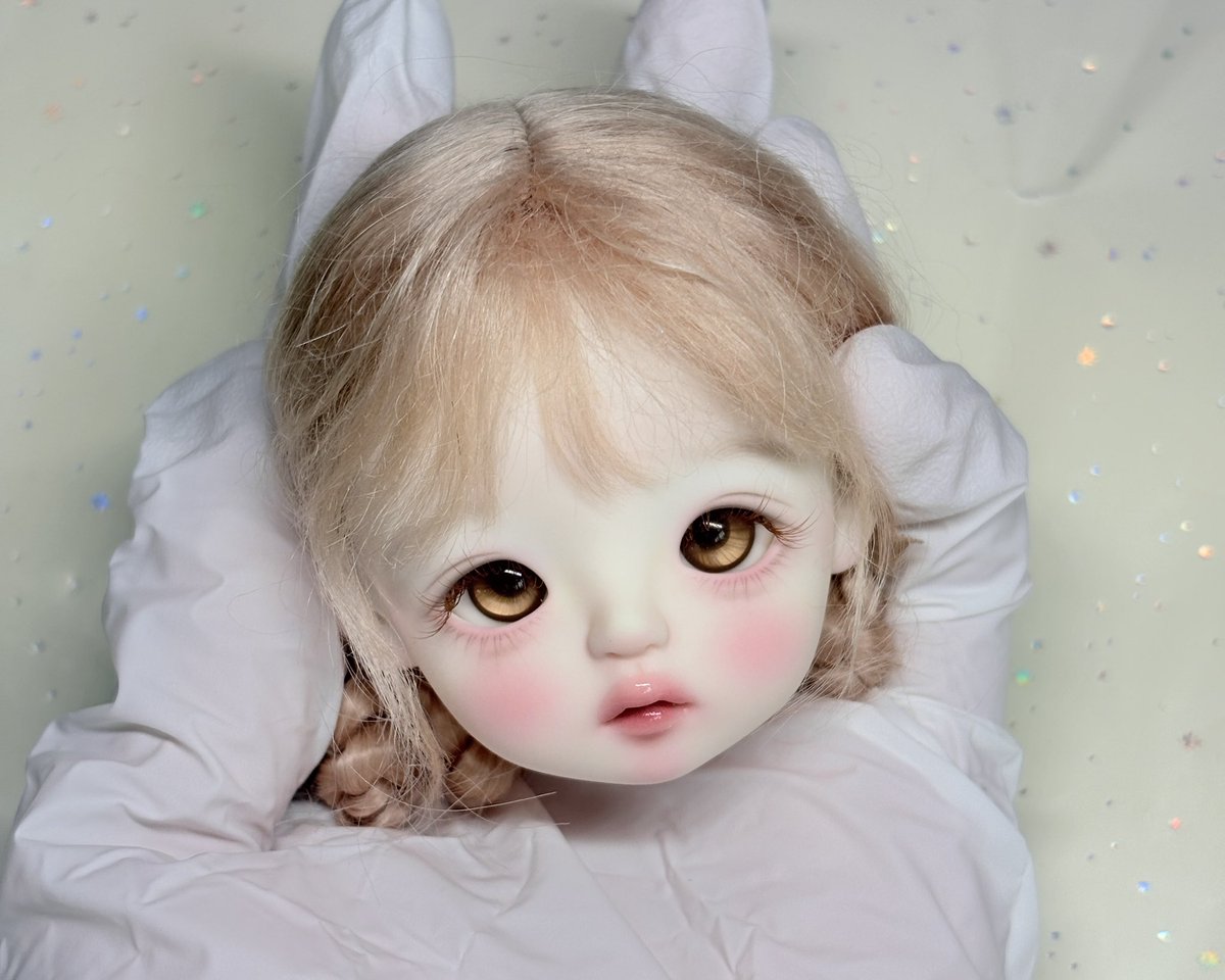 이불 _ bjd face up tweet media