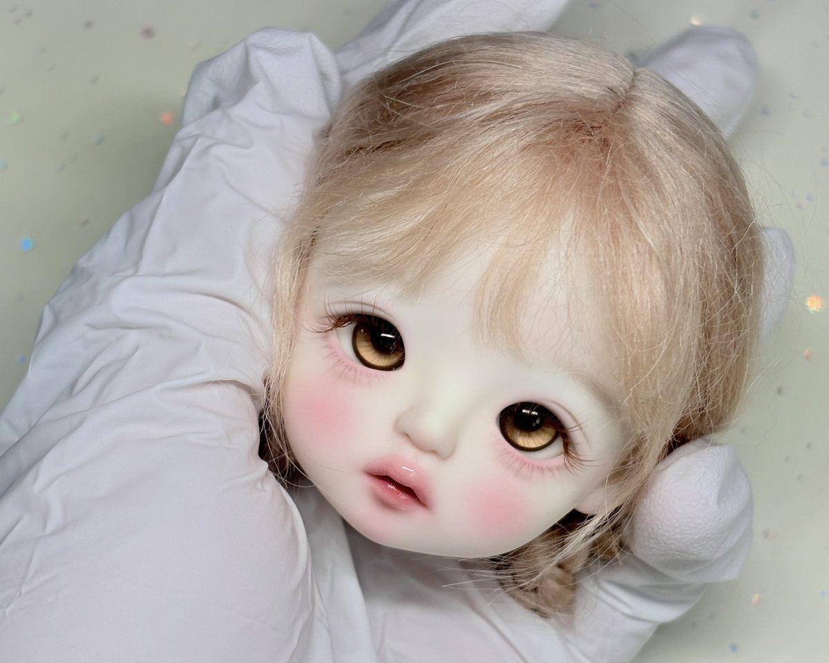 이불 _ bjd face up tweet media